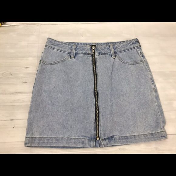 Kendall & Kylie Denim Skirt. Sz 24 - Picture 2 of 4